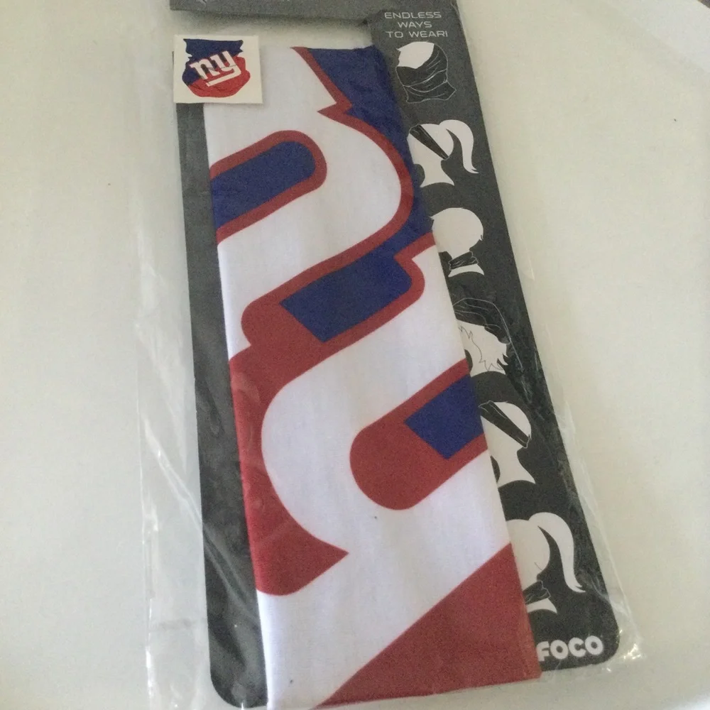 FOCO NFL NEW YORK GIANTS NECK GAITER SCARF OS UNISEX ADULT NWT